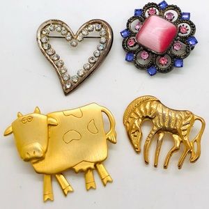 Vintage Brooch Rhinestone Cow lot